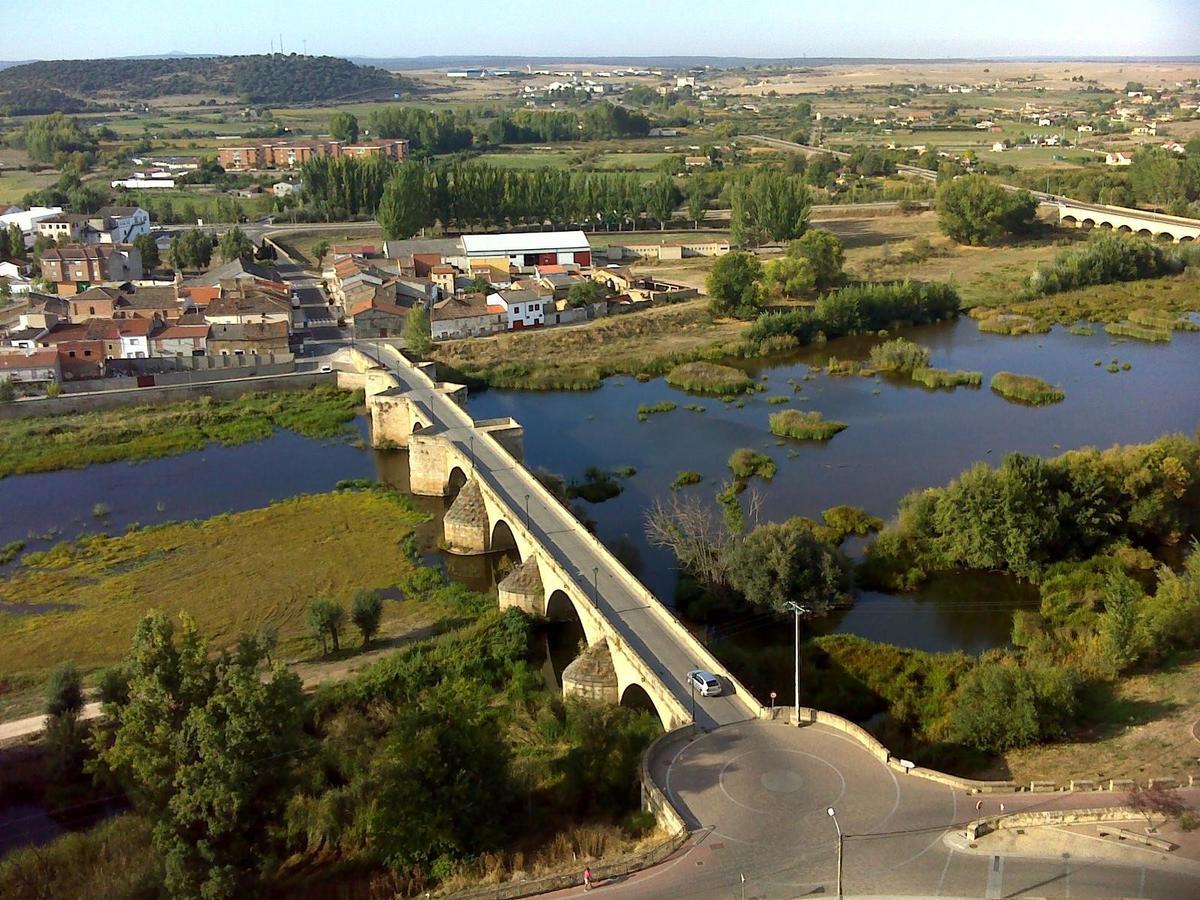 Ciudad-Rodrigo La Llave Del Campo酒店 外观 照片